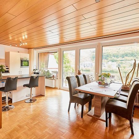 Ferienwohnung "Edeltrud Deluxe Moselblick" ベルンカステル・クース エクステリア 写真