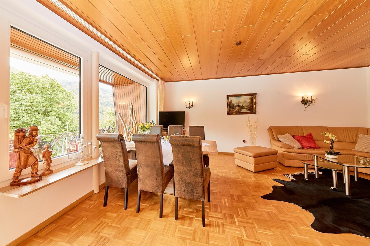 Ferienwohnung "Edeltrud Deluxe Moselblick" ベルンカステル・クース エクステリア 写真