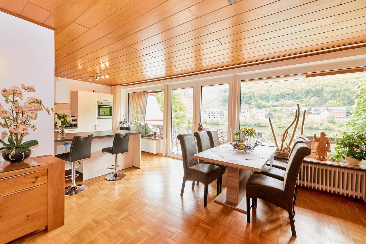 Ferienwohnung "Edeltrud Deluxe Moselblick" ベルンカステル・クース エクステリア 写真