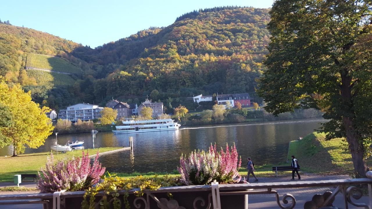 Ferienwohnung "Edeltrud Deluxe Moselblick" ベルンカステル・クース エクステリア 写真